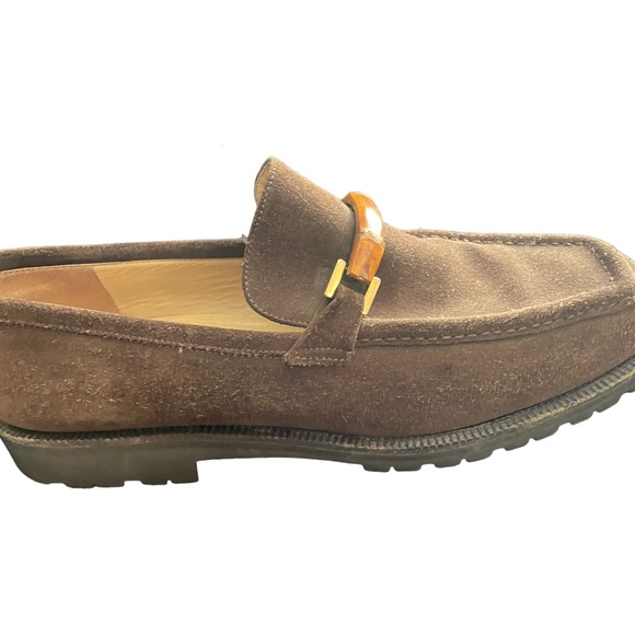 Vintage Gucci loafers. Brown suede with signature bamboo. Size 8 B width - Picture 7 of 15